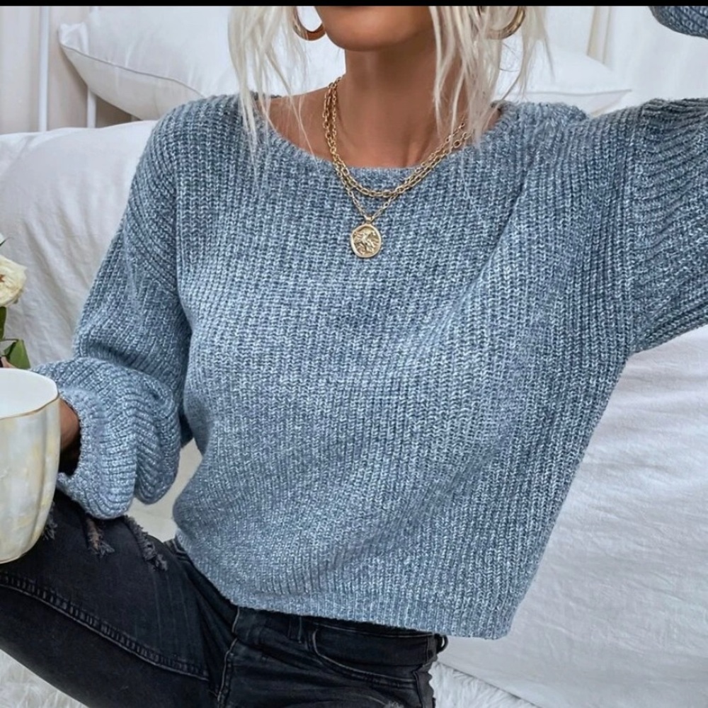 - SHEIN Blue Sweater Size M